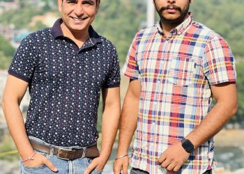 Navjeet Mangat with Singer Parminder Paras
