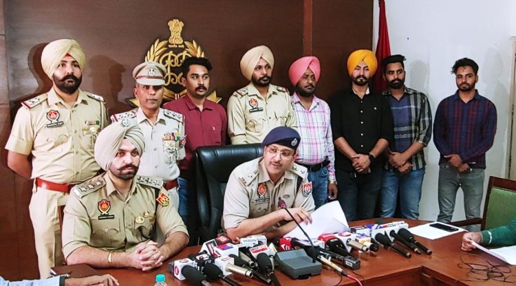 SSP Shri Sandeep Garg addressing the press conference