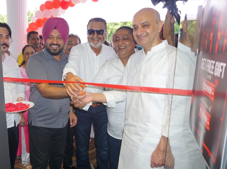 VIP Luggage Store Inaugurated by Gurpreet Ghuggi in Sector 79 Mohali