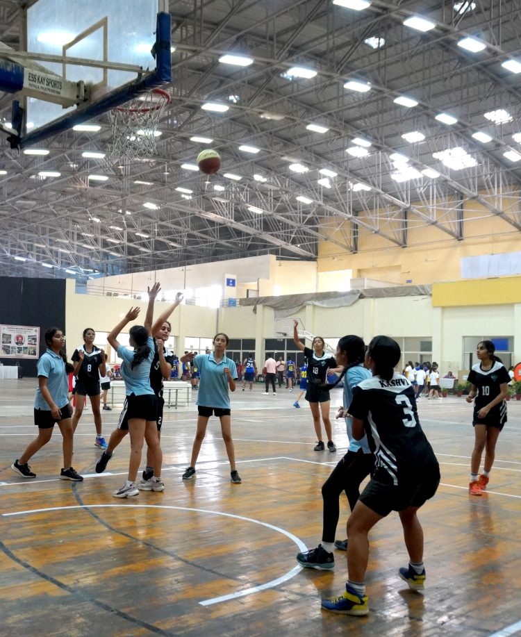 "Exciting Moments as Vivek High School Leads on Day Two of Prestigious Basketball Tournament"
