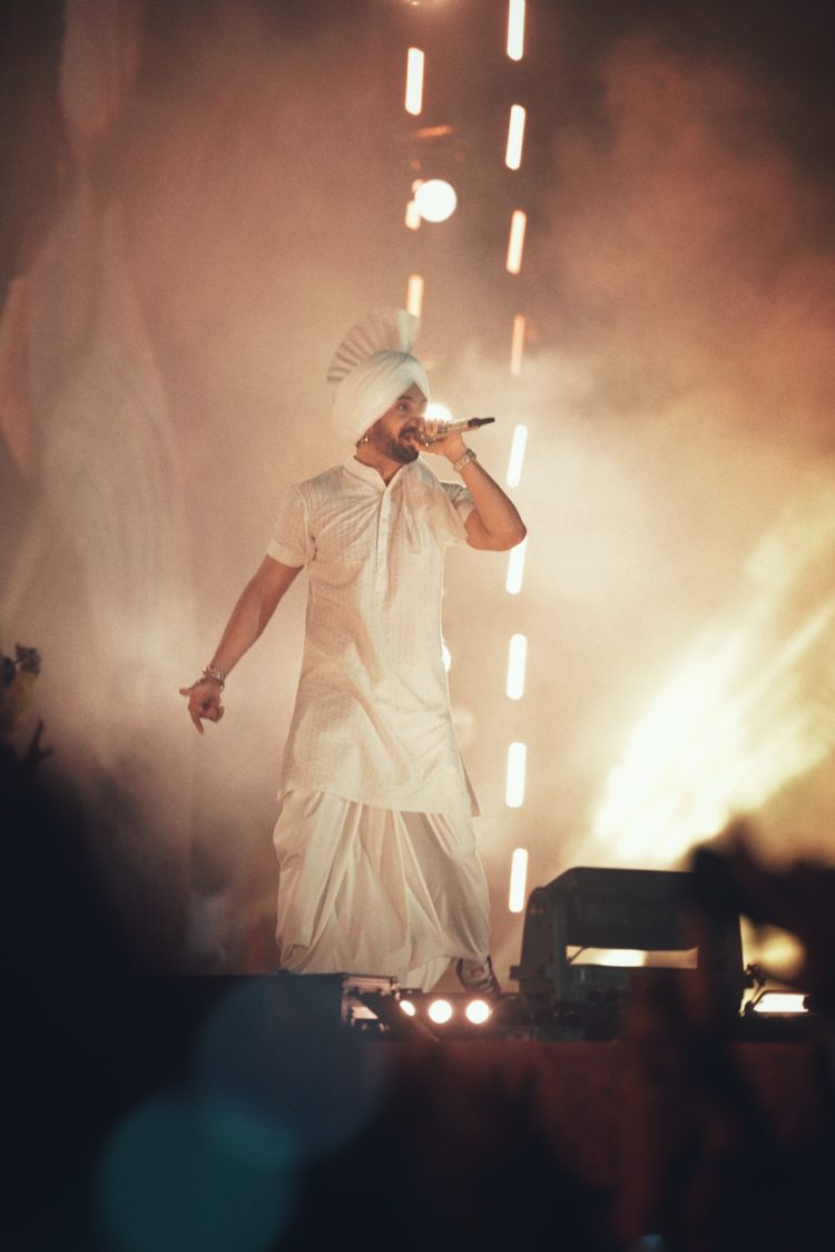 Diljit Dosanjh’s Chandigarh Concert: A Perfect Blend of Music, Emotion, and Unity