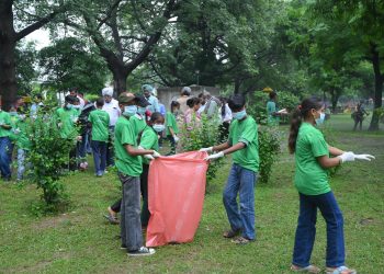 Swachhata Abhiyan Held at Sector 9 and Shivalik Gardens to Promote Clean City Mission