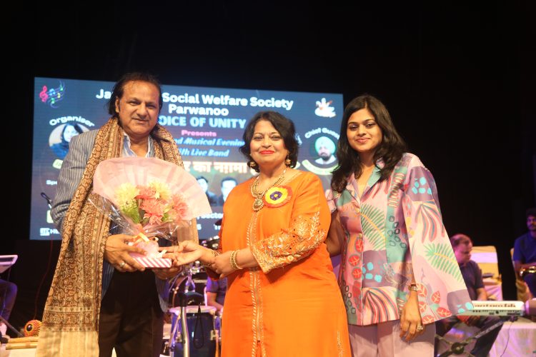 Santosh Kataria's music created magic in the programme Ek Pyar Ka Nagma Hai