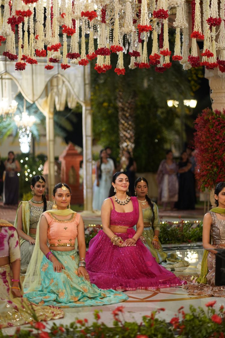 Neeru Bajwa Revives Punjabi Folk Magic with “Nai Jana” in Madhaniyan