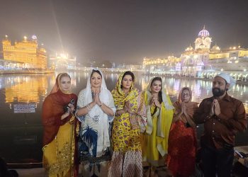 “Badaa Karara Pudna Team Seeks Blessings at Golden Temple”