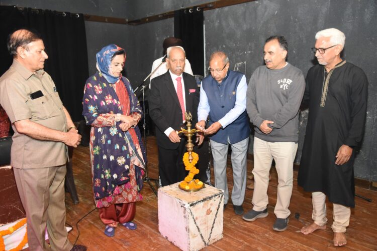 Mehfil-e-Music": A Musical Tribute to Lata Mangeshkar and Jagjit Singh in Chandigarh